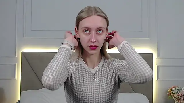 RachaelCute online show from February 19, 2026, 12:35 pm