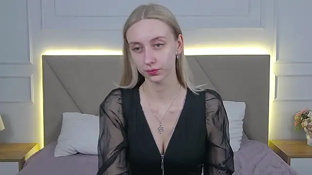 RachaelCute online show from March 19, 2026, 11:21 am