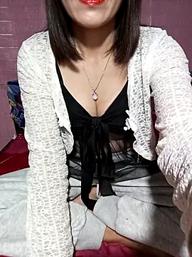 Snapshot of Soursop-op chatting on February 23, 2026, 2:28 pm Soursop-op online show from February 23, 2026, 2:28 pm