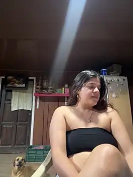 diamore3377 online show from March 28, 2026, 11:28 pm