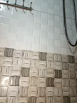 thuy-kieu online show from February 12, 2026, 9:36 pm