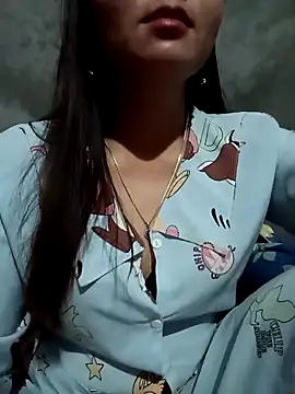 vangkt-cute online show from April 1, 2026, 8:39 pm