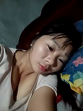 vangkt-cute online show from December 4, 2025, 6:45 am