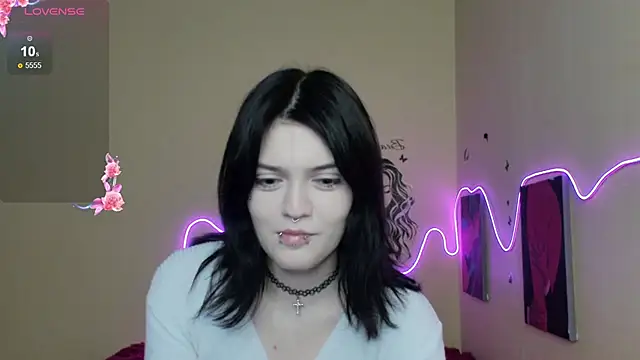 EmmaDarkk online show from November 20, 2025, 8:48 am