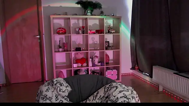 MissyDior8 online show from December 16, 2025, 7:56 am