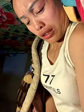 Snapshot of phuong_cute chatting on November 23, 2025, 1:21 pm phuong cute online show from November 23, 2025, 1:21 pm