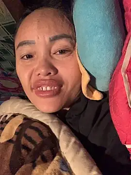 Snapshot of phuong_cute chatting on November 23, 2025, 1:15 am phuong cute online show from November 23, 2025, 1:15 am