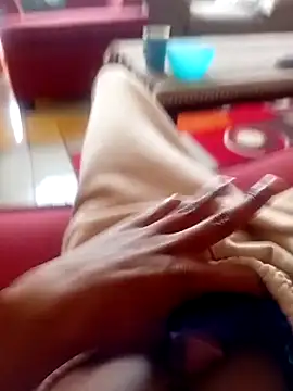 Snapshot of Ldik chatting on December 23, 2025, 7:18 am Ldik online show from December 23, 2025, 7:18 am