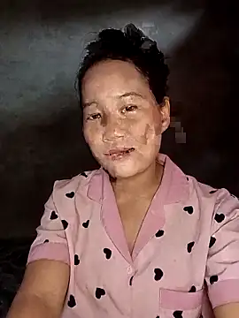 Snapshot of -Huong-99 chatting on November 17, 2025, 2:48 am -Huong-99 online show from November 17, 2025, 2:48 am