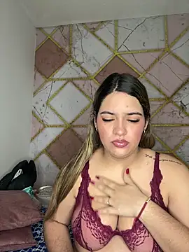 Amira Malia online show from April 14, 2026, 12:10 pm