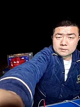 KAIKAI-888 online show from November 21, 2025, 11:42 am