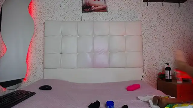 adalya y online show from March 10, 2026, 11:36 am