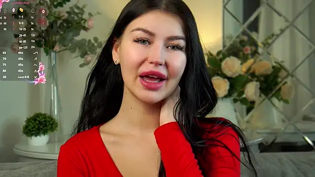 Snapshot of CoreenYorton chatting on February 4, 2026, 1:33 am CoreenYorton online show from February 4, 2026, 1:33 am