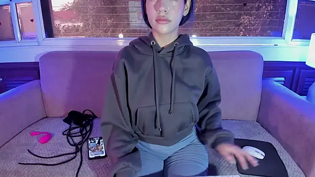 ReiAyanamy online show from March 16, 2026, 9:06 pm