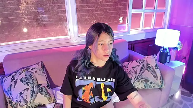 ReiAyanamy online show from December 15, 2025, 7:41 pm