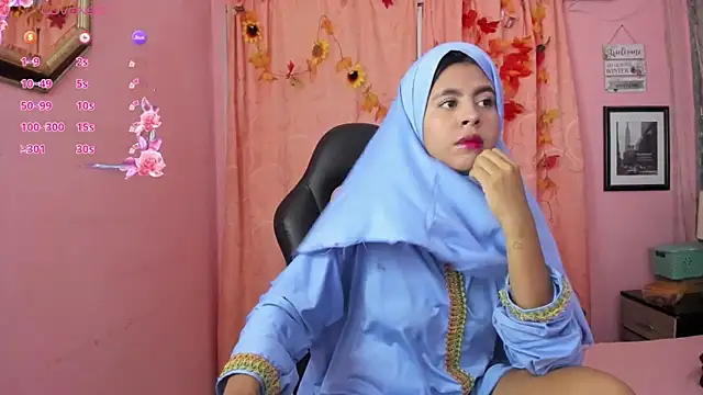 Snapshot of NaylaAbadi chatting on November 27, 2025, 12:16 pm NaylaAbadi online show from November 27, 2025, 12:16 pm