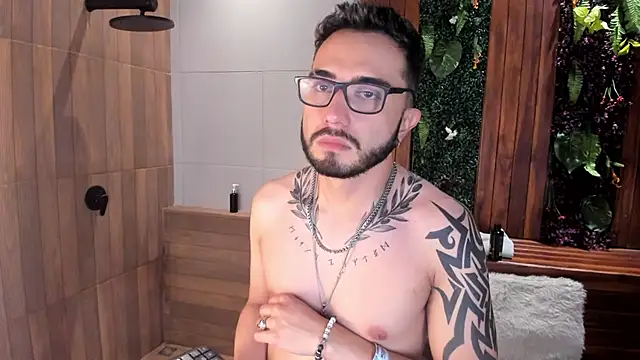 Snapshot of dave_wolff chatting on November 16, 2025, 11:48 am dave wolff online show from November 16, 2025, 11:48 am