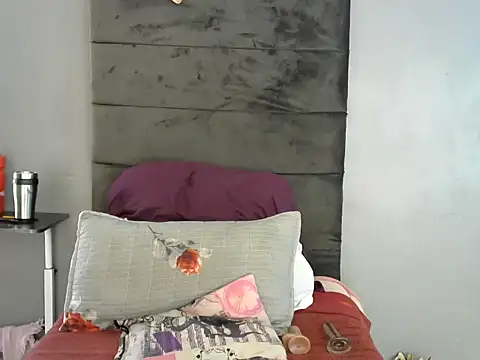 Snapshot of WILD_KITTYxXxX chatting on November 23, 2025, 11:20 am WILD KITTYxXxX online show from November 23, 2025, 11:20 am