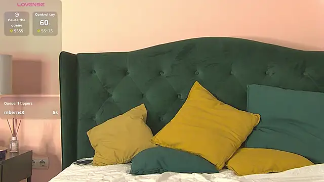 PlayfulArya online show from November 14, 2025, 6:44 pm