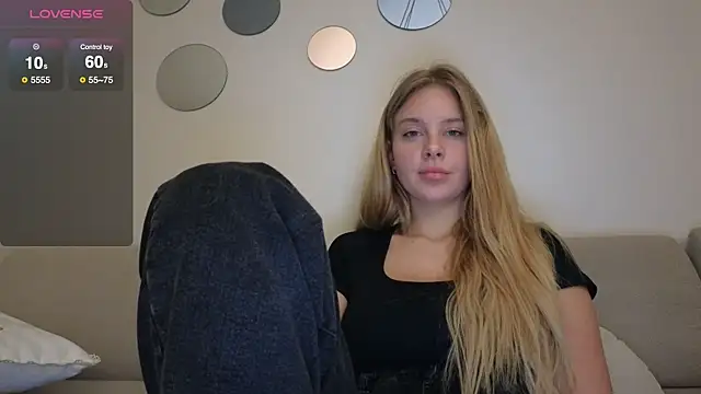 Snapshot of Barbara_Babe chatting on November 23, 2025, 2:05 pm Barbara Babe online show from November 23, 2025, 2:05 pm