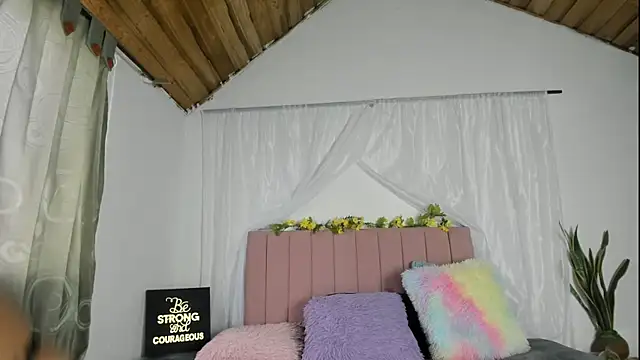 Jedah18 online show from December 18, 2025, 8:23 pm