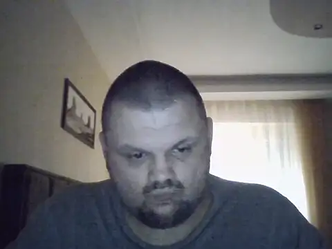 Snapshot of cyrex_monster chatting on December 1, 2025, 2:51 pm cyrex monster online show from December 1, 2025, 2:51 pm