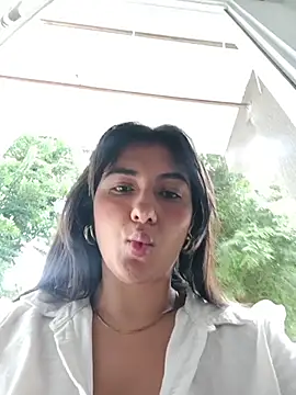 Snapshot of ViolettaWalton1 chatting on May 21, 2026, 1:30 pm ViolettaWalton1 online show from May 21, 2026, 1:30 pm