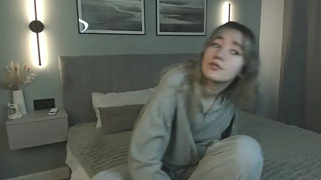 SharonEllis online show from November 26, 2025, 7:19 am