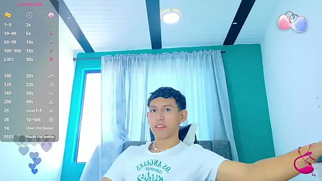 Snapshot of FelipeGonzalezz chatting on November 21, 2025, 12:48 pm FelipeGonzalezz online show from November 21, 2025, 12:48 pm