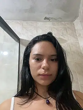 Ciara Lawrence online show from November 16, 2025, 9:08 pm