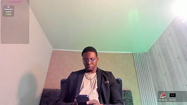 Snapshot of mike_aly chatting on November 23, 2025, 12:59 pm mike aly online show from November 23, 2025, 12:59 pm