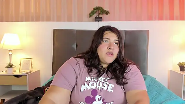 Snapshot of Candy_lovelly chatting on November 23, 2025, 12:26 pm Candy lovelly online show from November 23, 2025, 12:26 pm