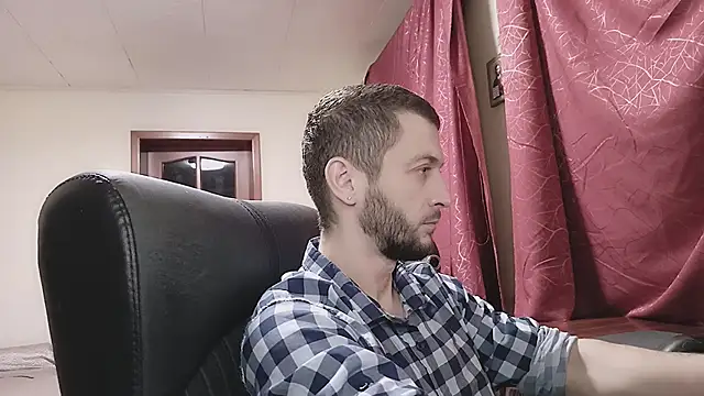 333Alone in theDark777 online show from November 25, 2025, 8:31 pm