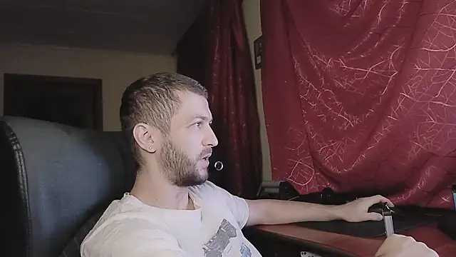 333Alone in theDark777 online show from November 23, 2025, 4:50 pm