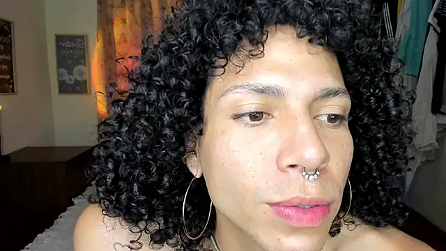 Angel White25 online show from February 16, 2026, 7:12 pm