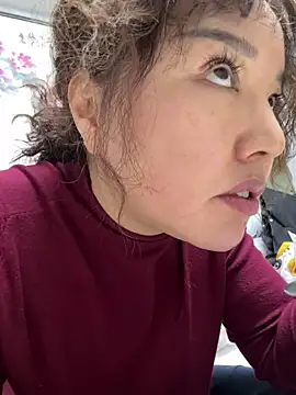 oo-shanshan online show from December 16, 2025, 9:02 am