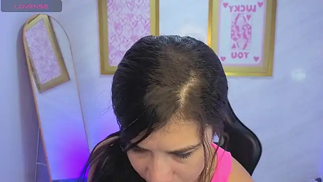 Snapshot of Violetta_jhonson_a chatting on June 19, 2026, 3:34 am Violetta jhonson a online show from June 19, 2026, 3:34 am