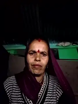 Snapshot of Hot_juli73 chatting on December 3, 2025, 4:28 pm Hot juli73 online show from December 3, 2025, 4:28 pm