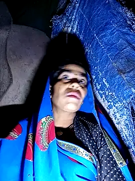 Neetujk online show from November 30, 2025, 3:24 pm