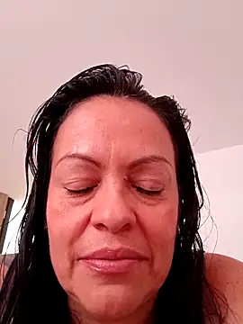 Snapshot of kristal253 chatting on December 1, 2025, 6:31 pm kristal253 online show from December 1, 2025, 6:31 pm