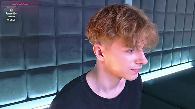 Snapshot of Paul_Holt chatting on February 18, 2026, 8:38 pm Paul Holt online show from February 18, 2026, 8:38 pm