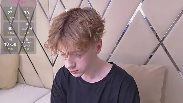 Snapshot of Paul_Holt chatting on February 15, 2026, 9:03 pm Paul Holt online show from February 15, 2026, 9:03 pm