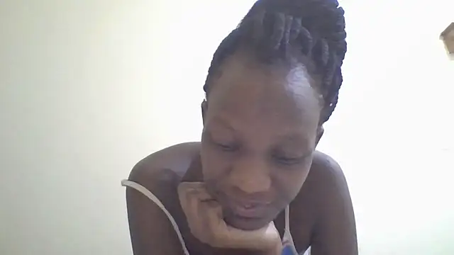 Pers Ona online show from November 30, 2025, 2:56 am