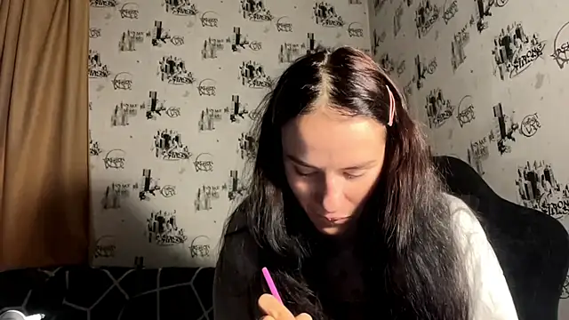 Snapshot of AliciaCapehart chatting on November 30, 2025, 7:20 am AliciaCapehart online show from November 30, 2025, 7:20 am