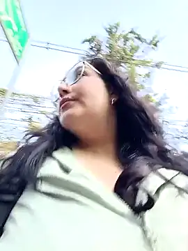 SaloGray8 online show from May 7, 2026, 1:03 pm