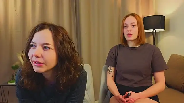 LucreciaAsters online show from November 28, 2025, 4:12 am