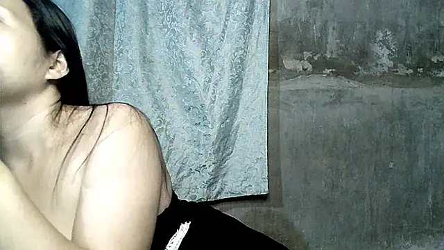 xwindyxxx online show from January 12, 2026, 1:29 pm