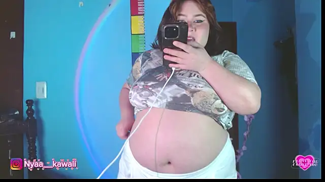 Snapshot of Nyaa_kawaii chatting on December 17, 2025, 2:44 pm Nyaa kawaii online show from December 17, 2025, 2:44 pm