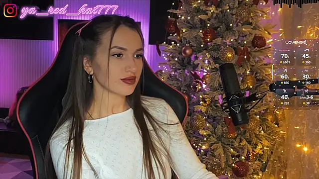 Snapshot of -RED_HAT- chatting on January 14, 2026, 6:44 pm -RED HAT- online show from January 14, 2026, 6:44 pm