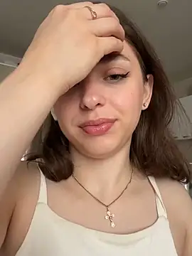 yoyogirlx online show from June 21, 2026, 4:29 am
